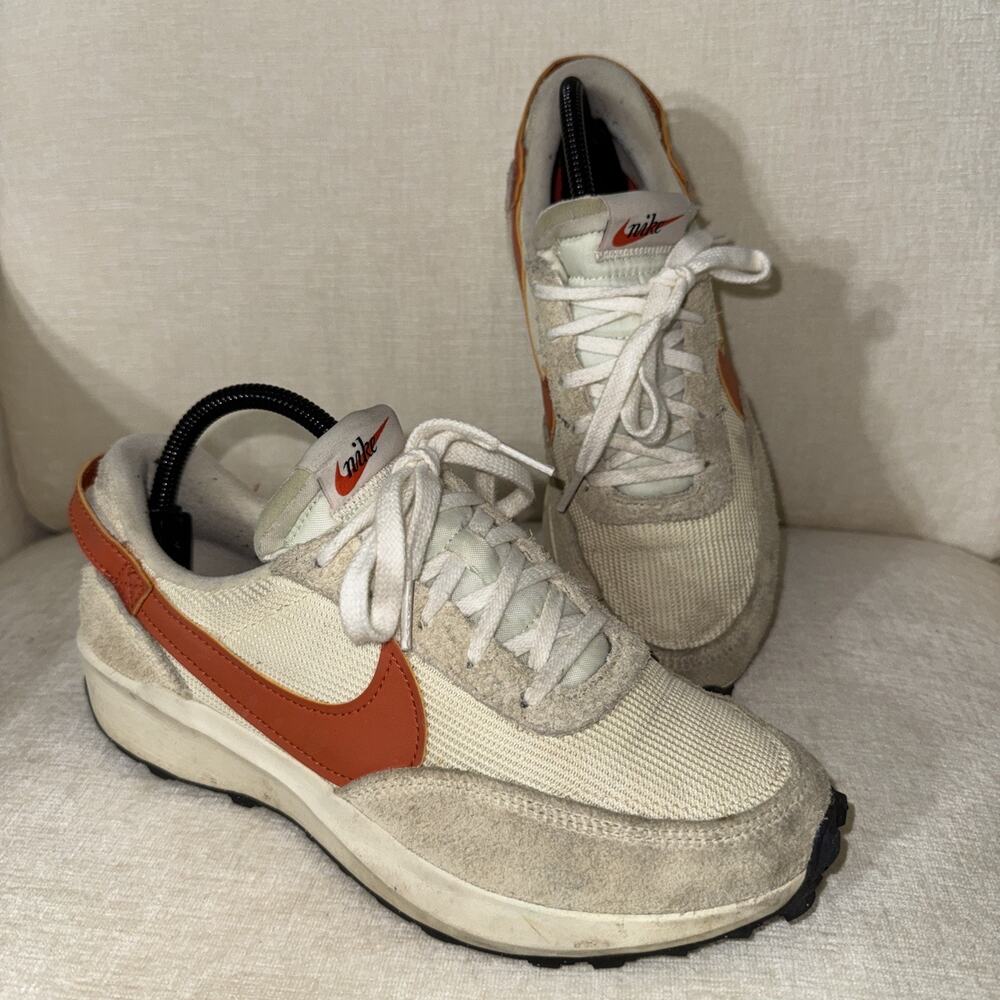 Nike Waffle Debut Vintage Womens Size 8.5 US DX2931-100 Orange White Athletic